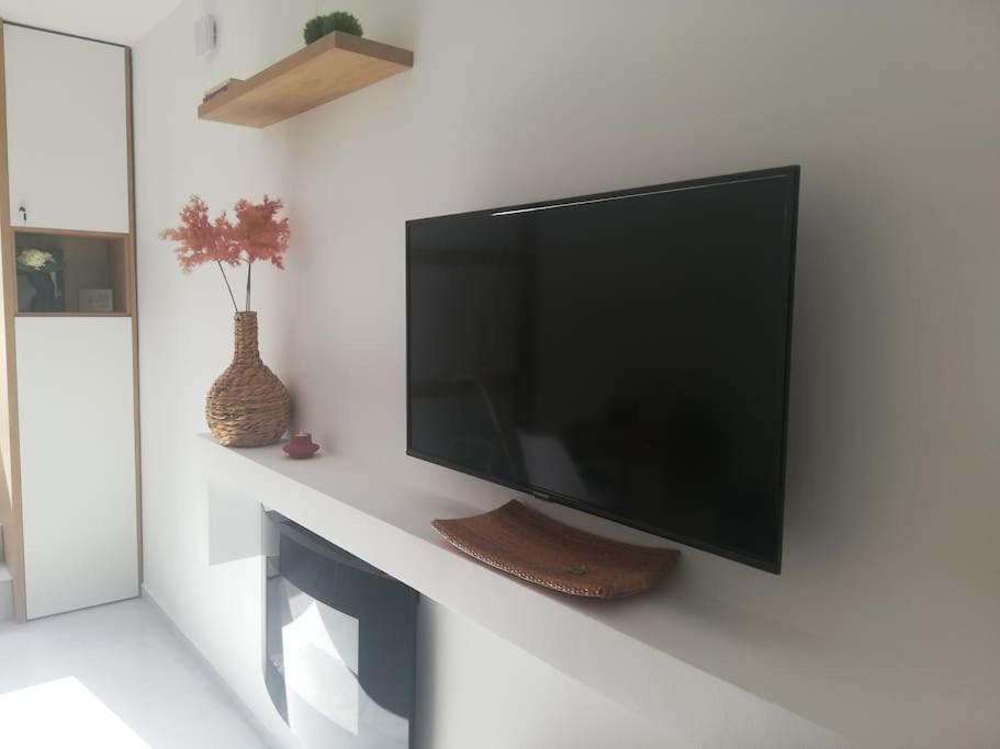 Brio Luxurious Urban Stay In Heraklio,Wifi,Αc Heraklion  Exterior photo